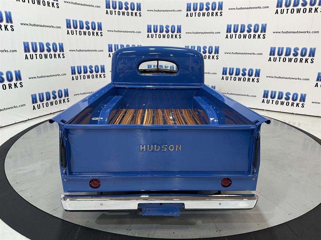 HudsonSuper SIX6