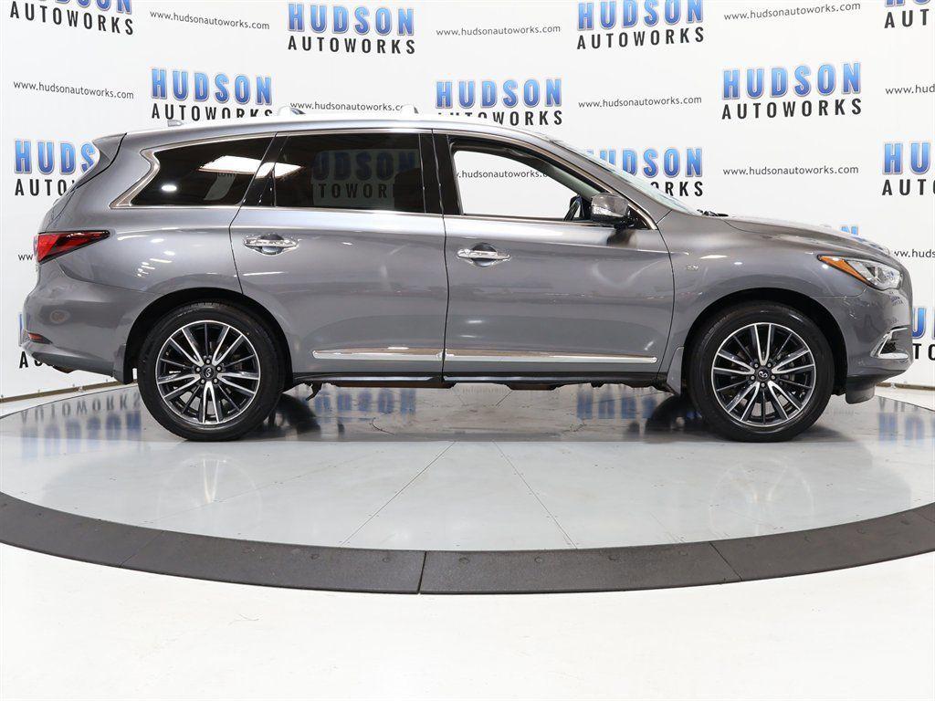 INFINITIQX607