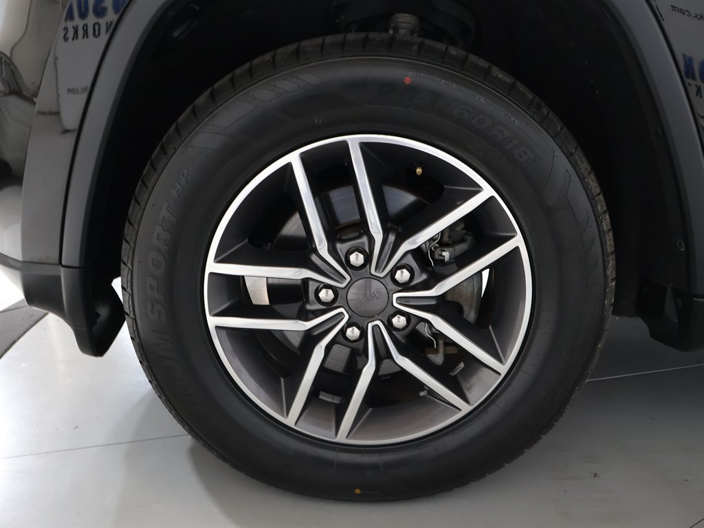 JeepGrand Cherokee36