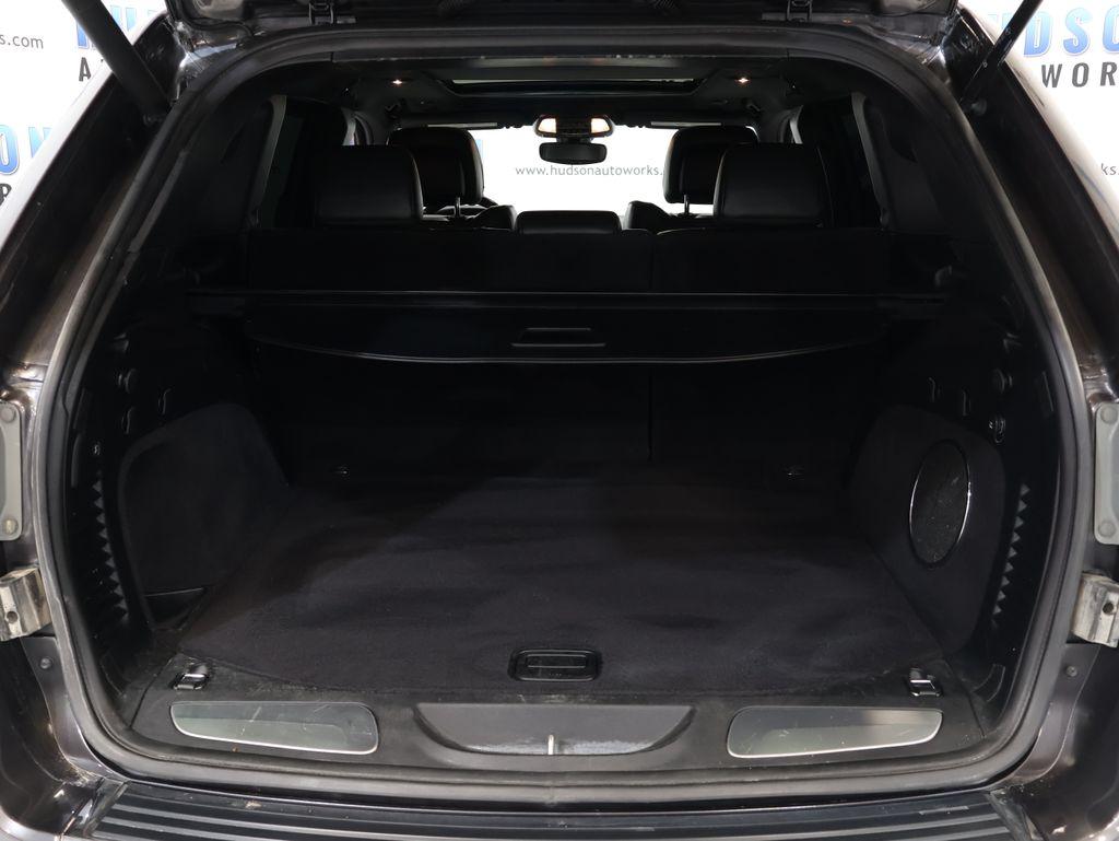 JeepGrand Cherokee35