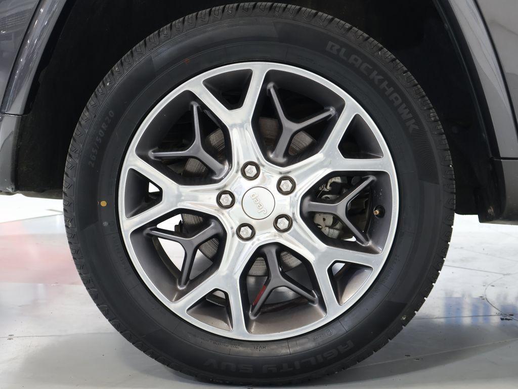 JeepGrand Cherokee42