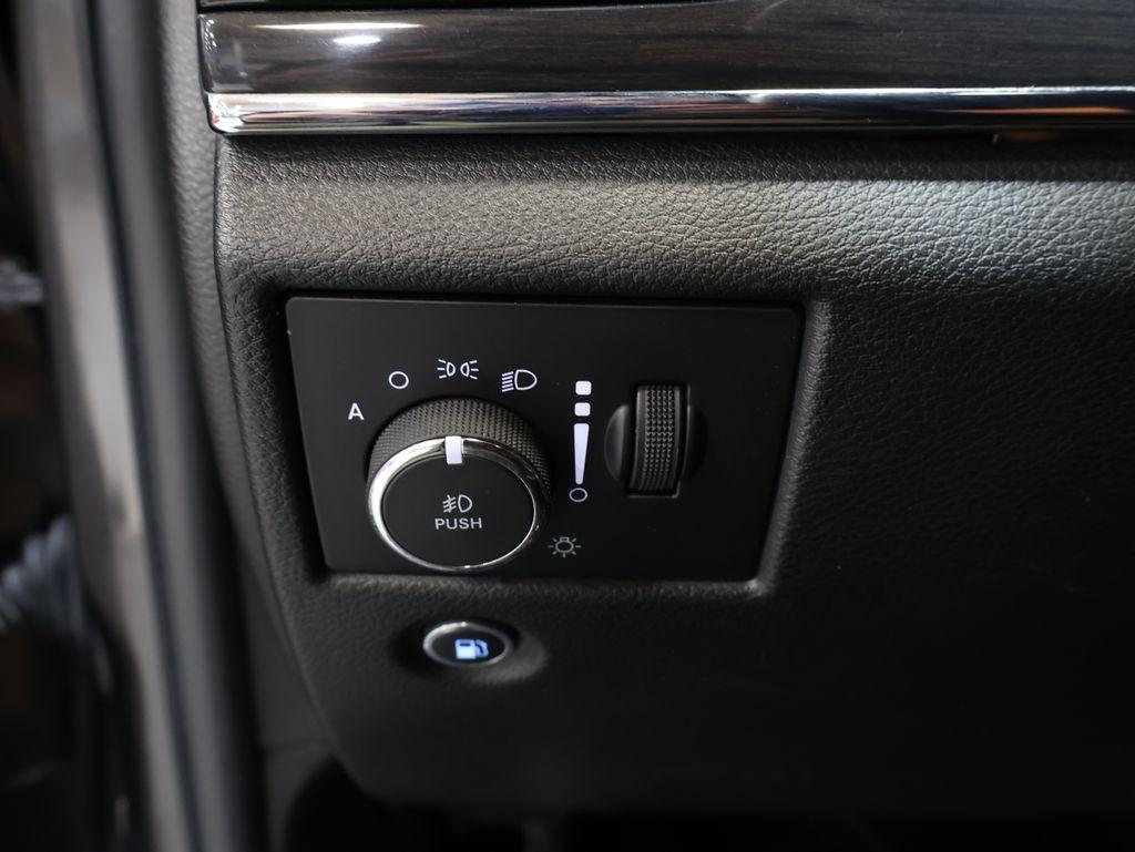 JeepGrand Cherokee13