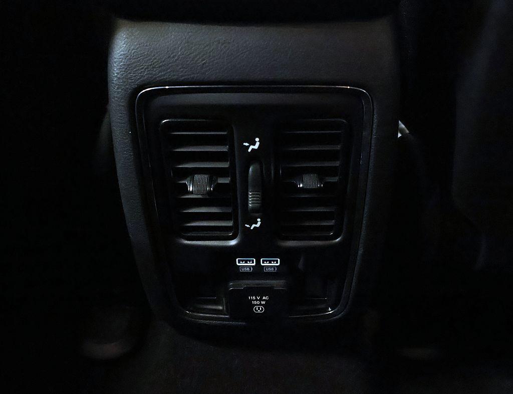 JeepGrand Cherokee28