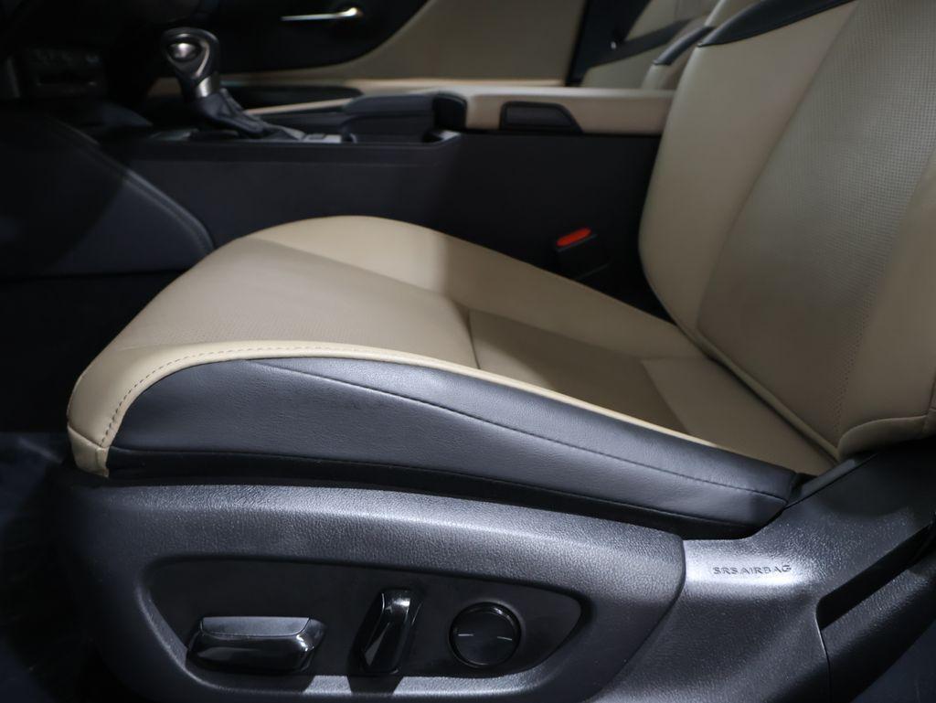 LexusES15