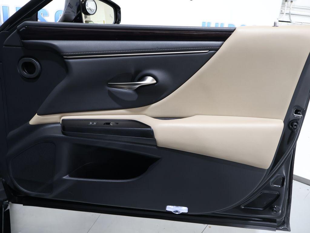LexusES34