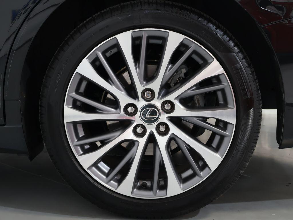 LexusES44