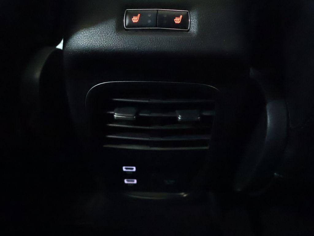 LincolnMKC27