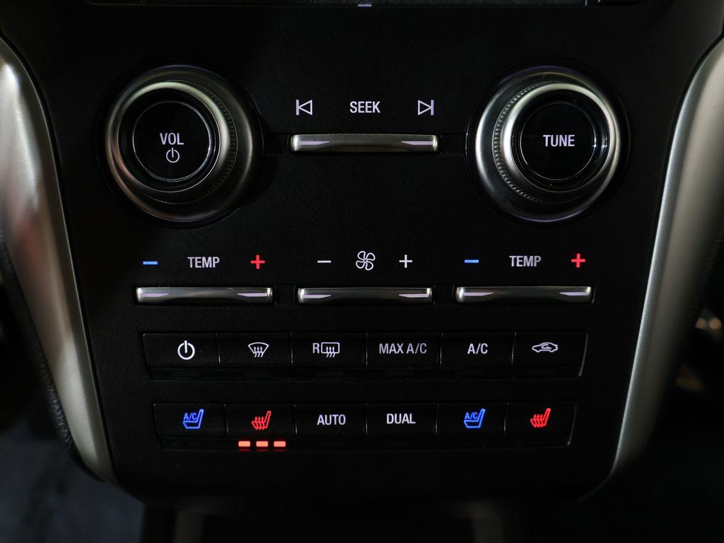 LincolnMKC21