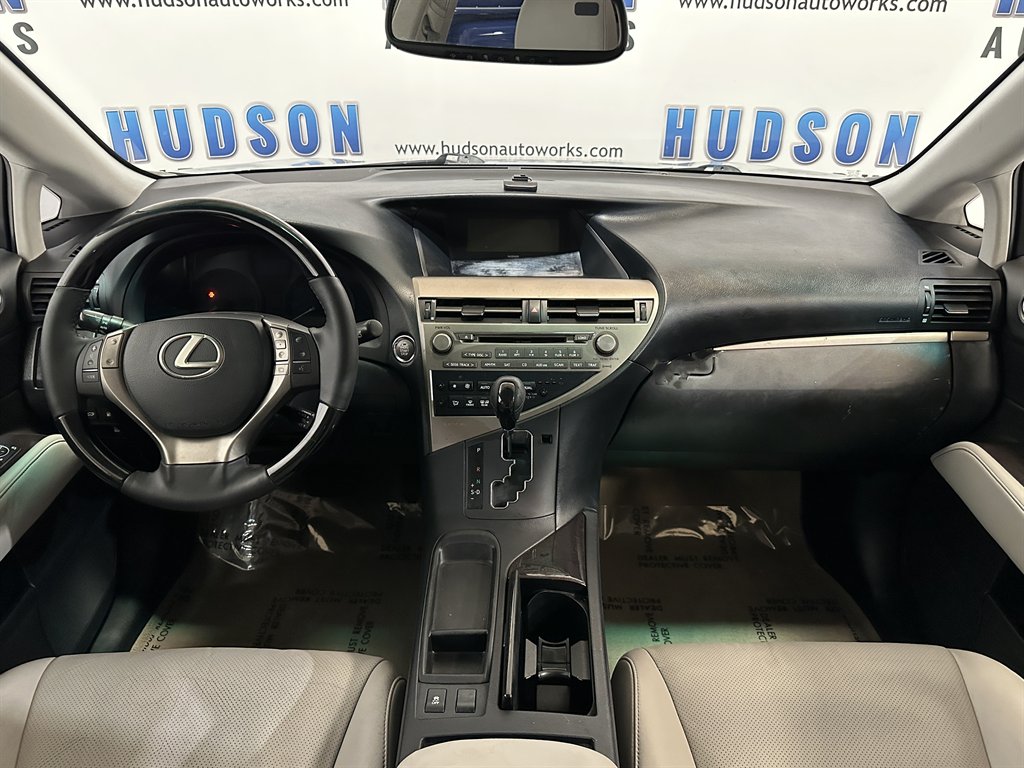 LexusRX 35025
