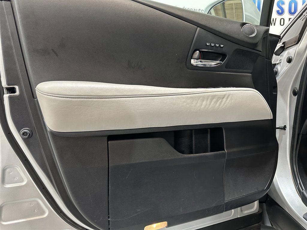 LexusRX12