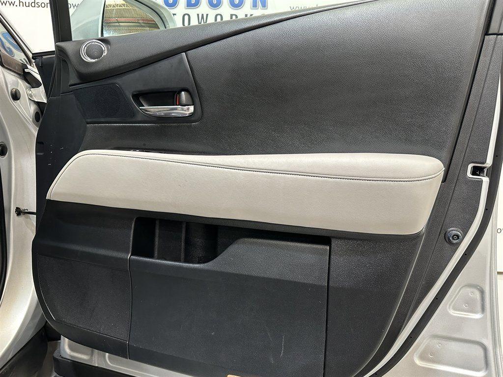 LexusRX29