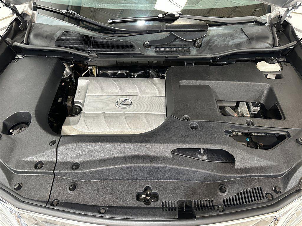 LexusRX37