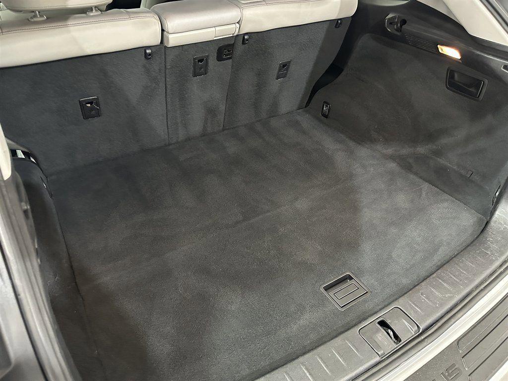 LexusRX33