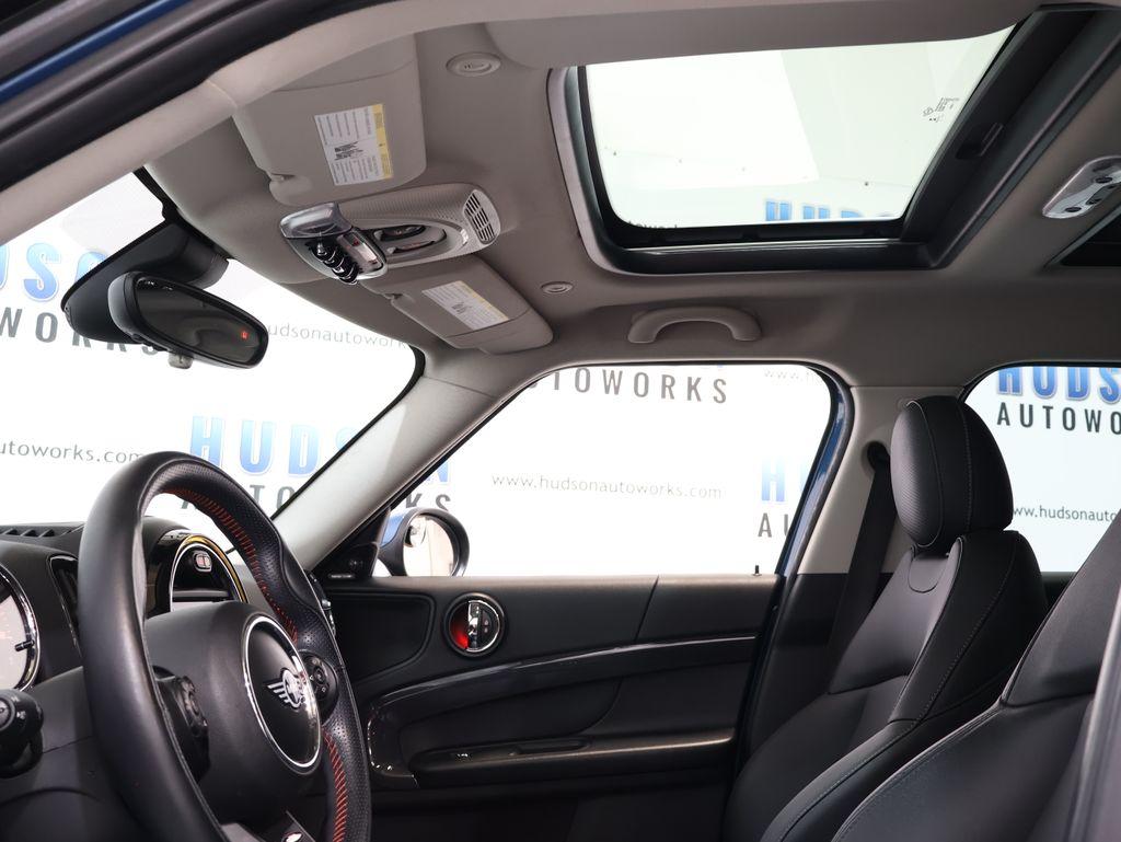 MINICooper S Countryman23