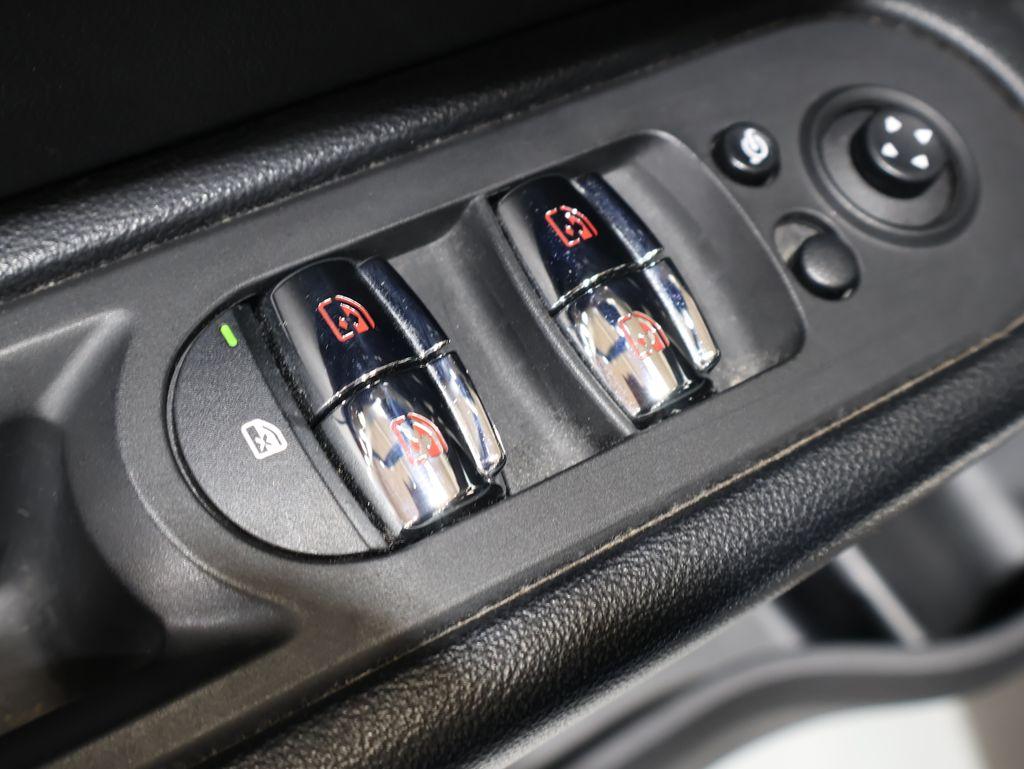 MINICooper S Countryman11