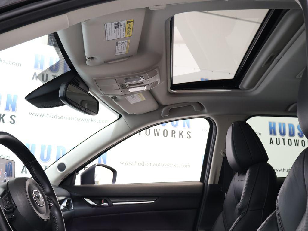 MazdaCX-523