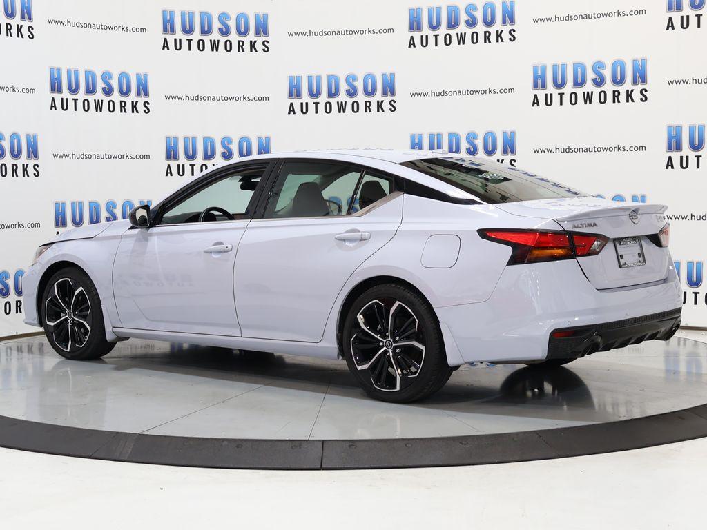 NissanAltima4
