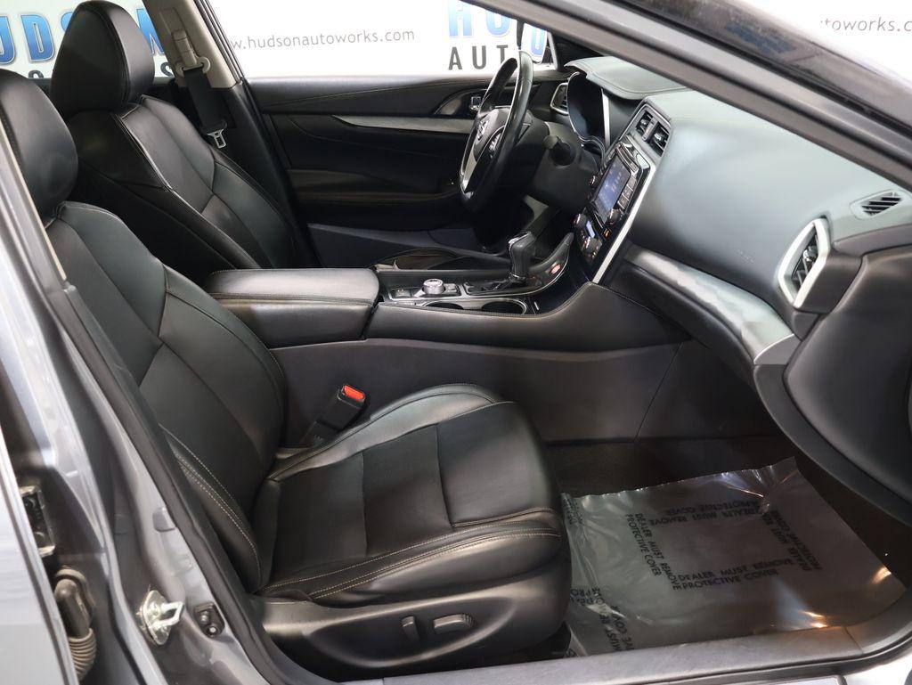 NissanMaxima29