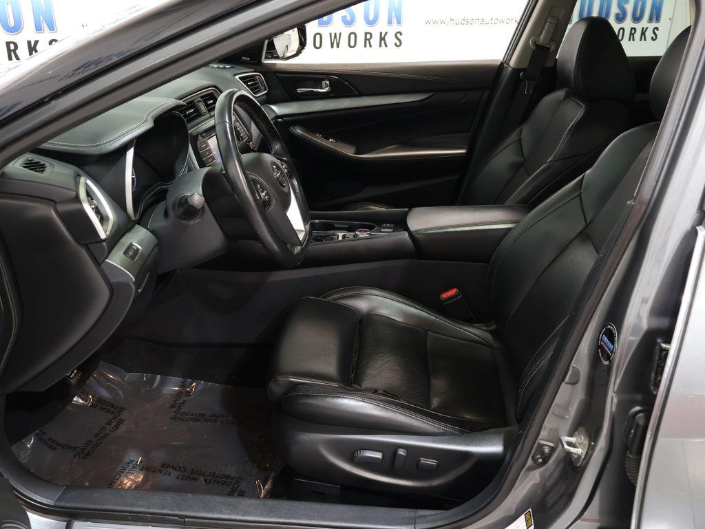 NissanMaxima14