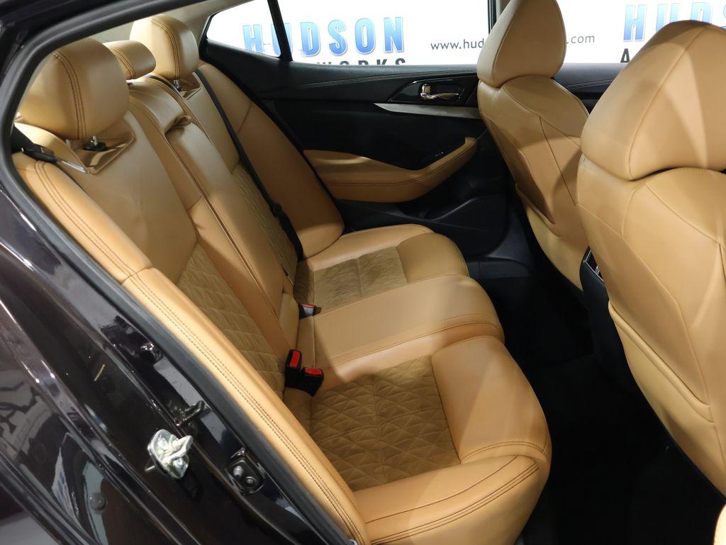 NissanMaxima27