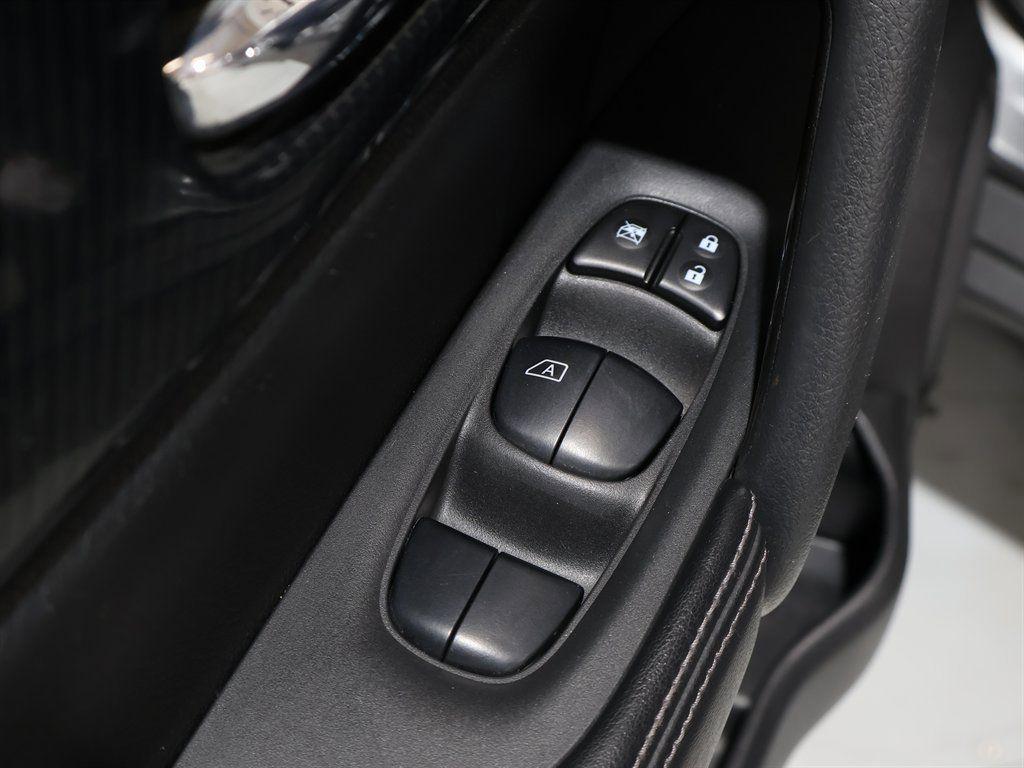 NissanRogue11