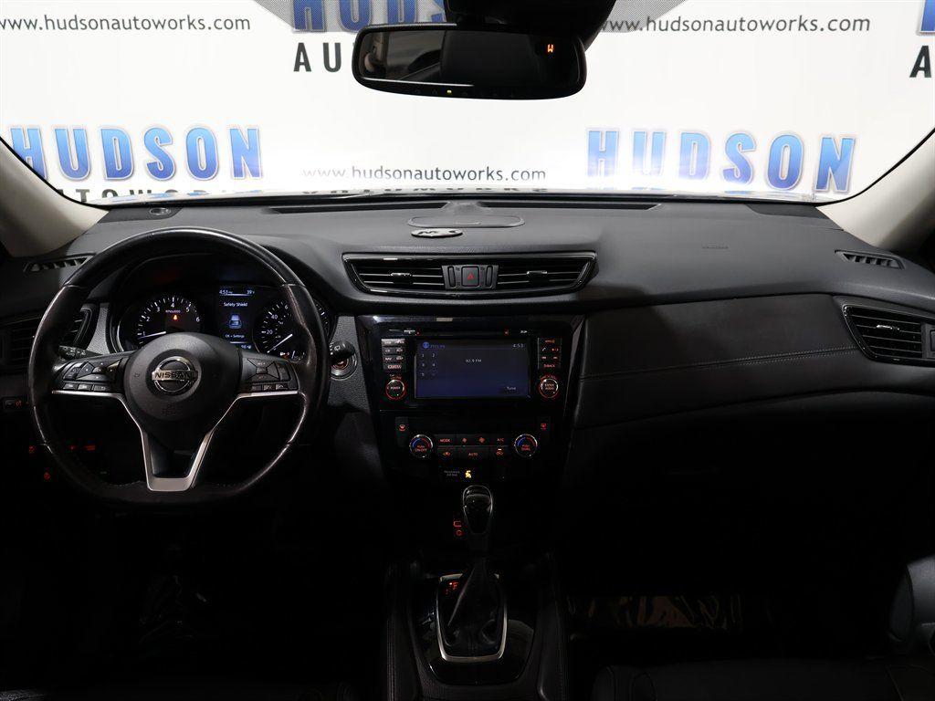 NissanRogue23