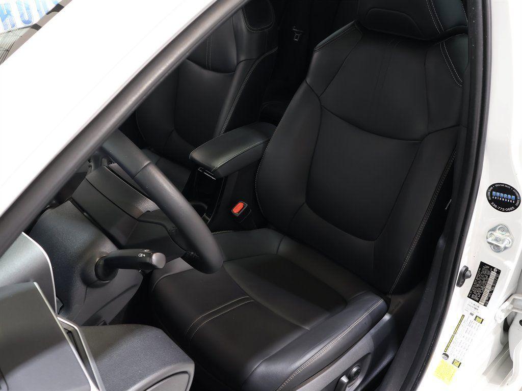 ToyotaCorolla16