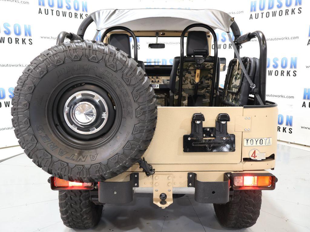 ToyotaLand Cruiser36