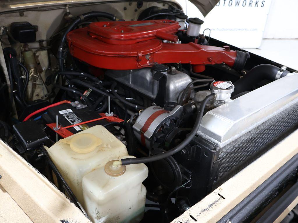 ToyotaLand Cruiser42