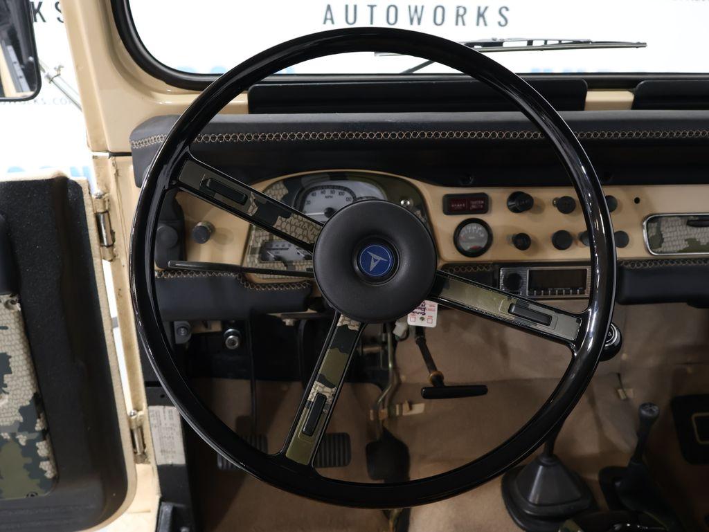 ToyotaLand Cruiser21