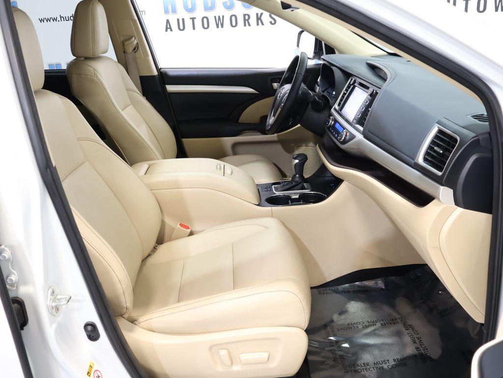 ToyotaHighlander29