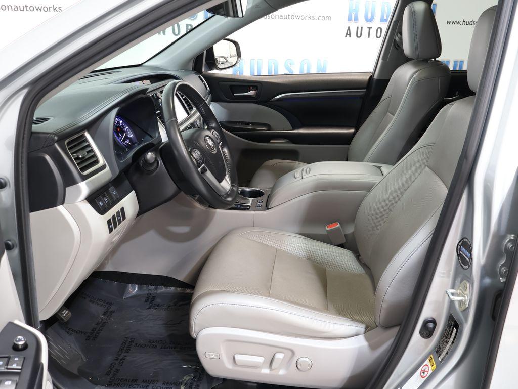 ToyotaHighlander14