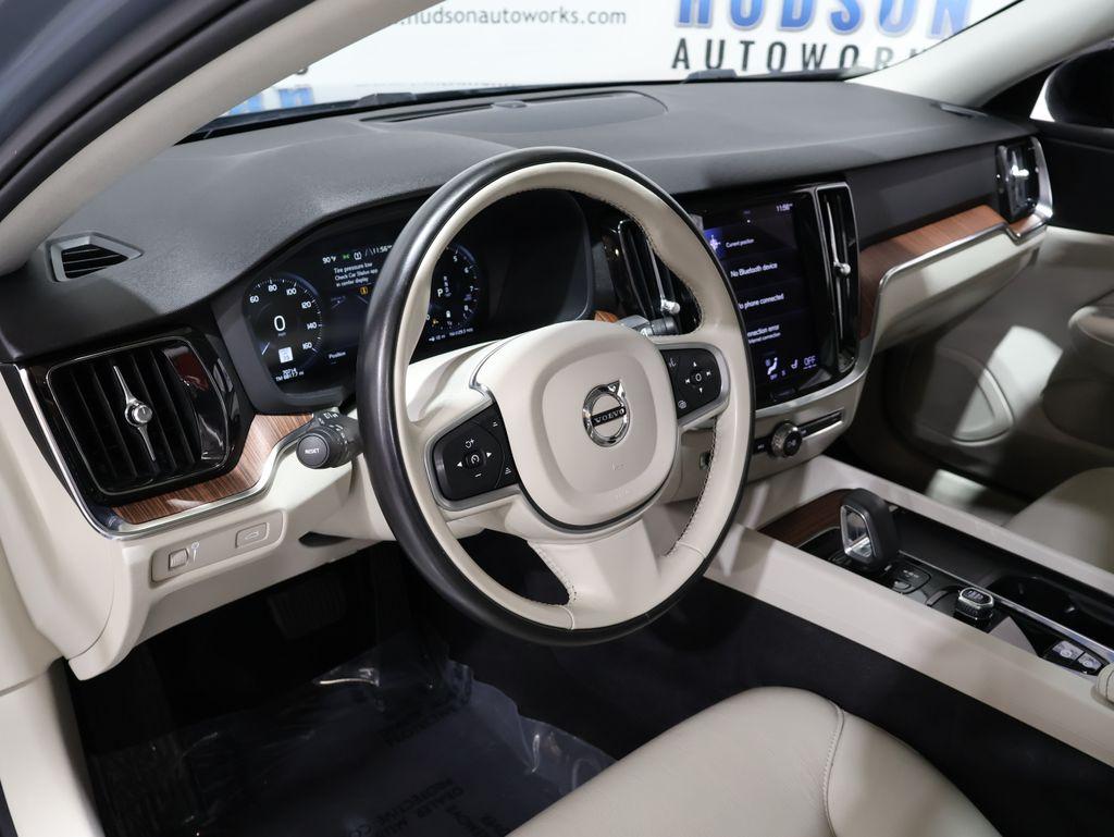 VolvoS6012