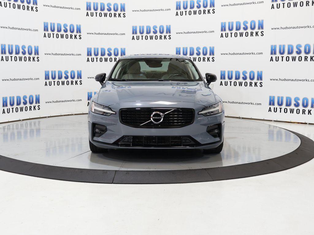 VolvoS609