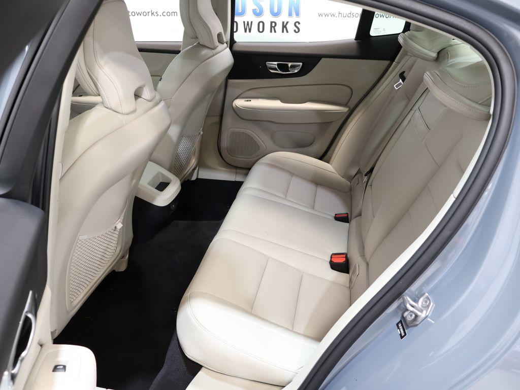VolvoS6024