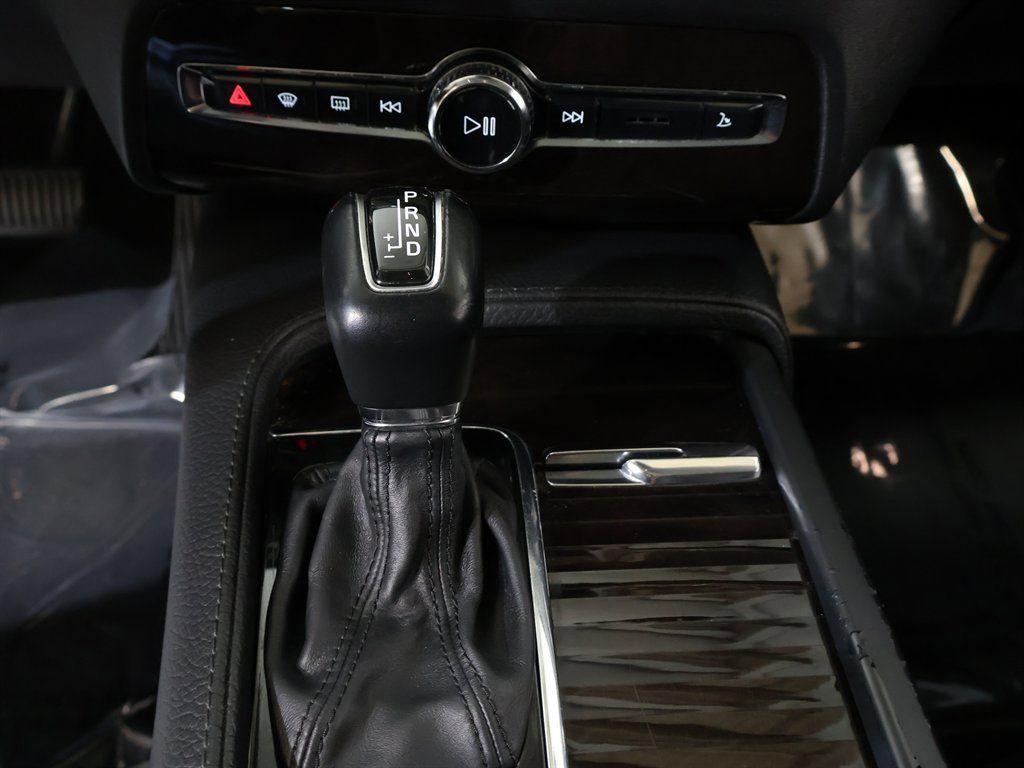 VolvoXC9020