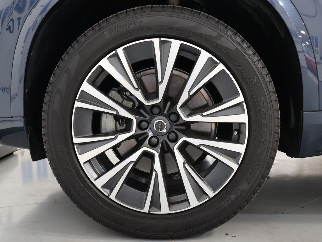 VolvoXC9041