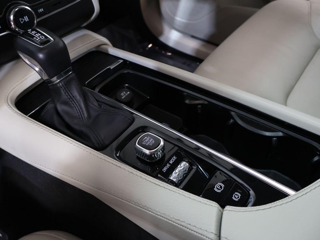 VolvoXC9020