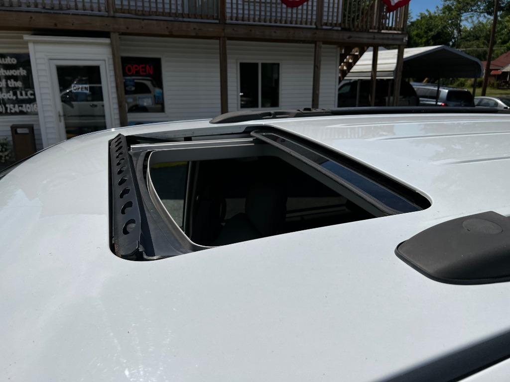 ChryslerTown & Country29