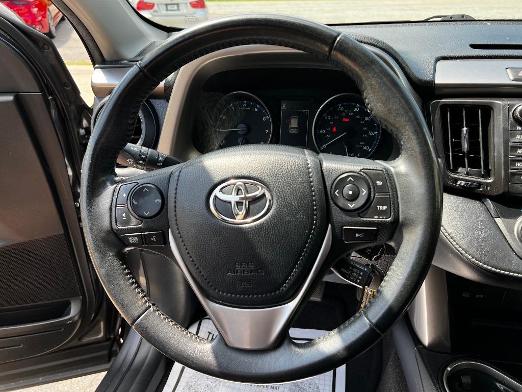 ToyotaRAV423