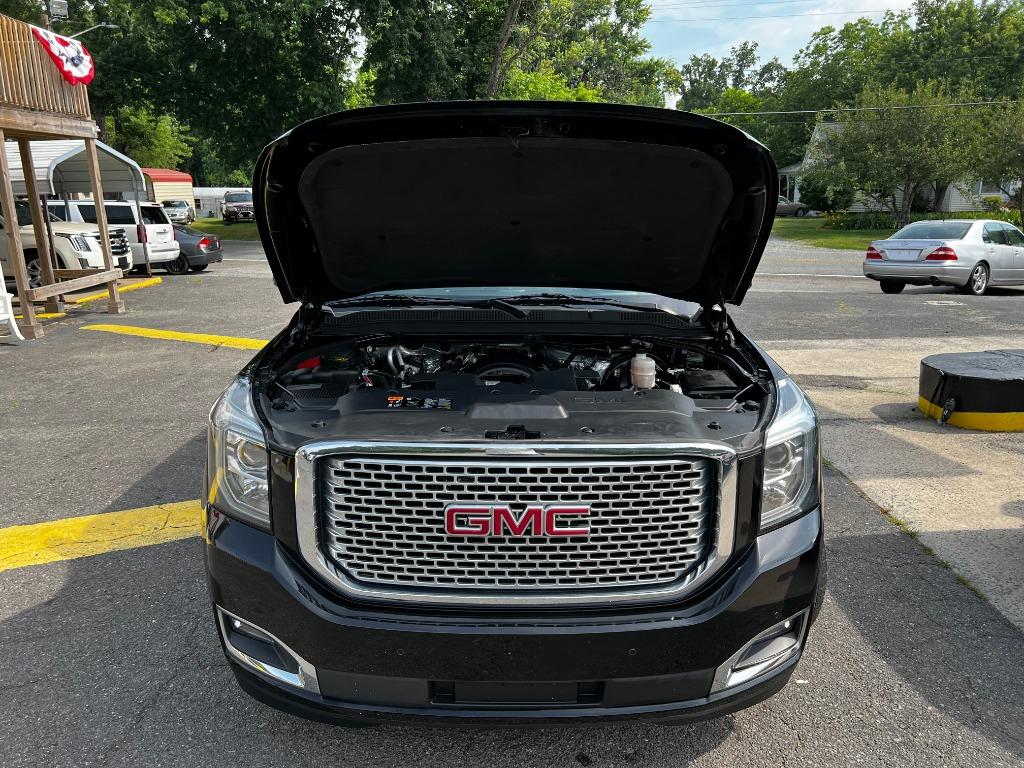 GMCYukon35