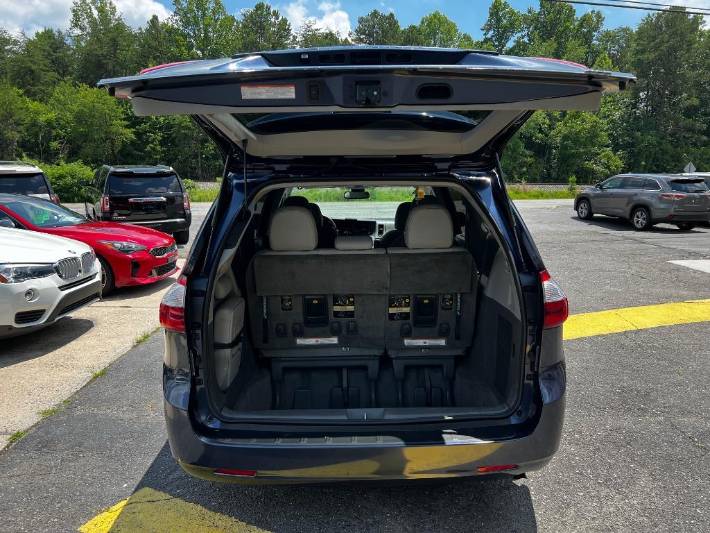 ToyotaSienna13