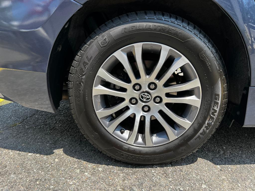 ToyotaSienna7