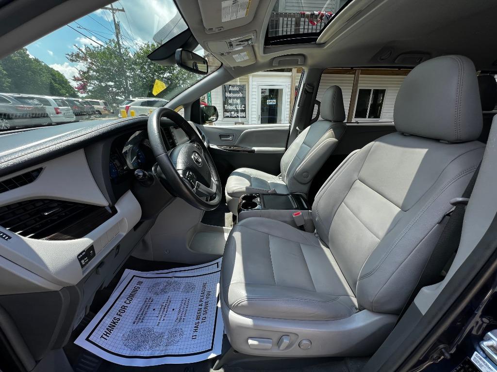 ToyotaSienna10