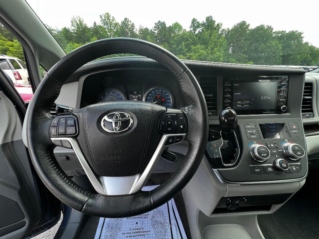 ToyotaSienna22