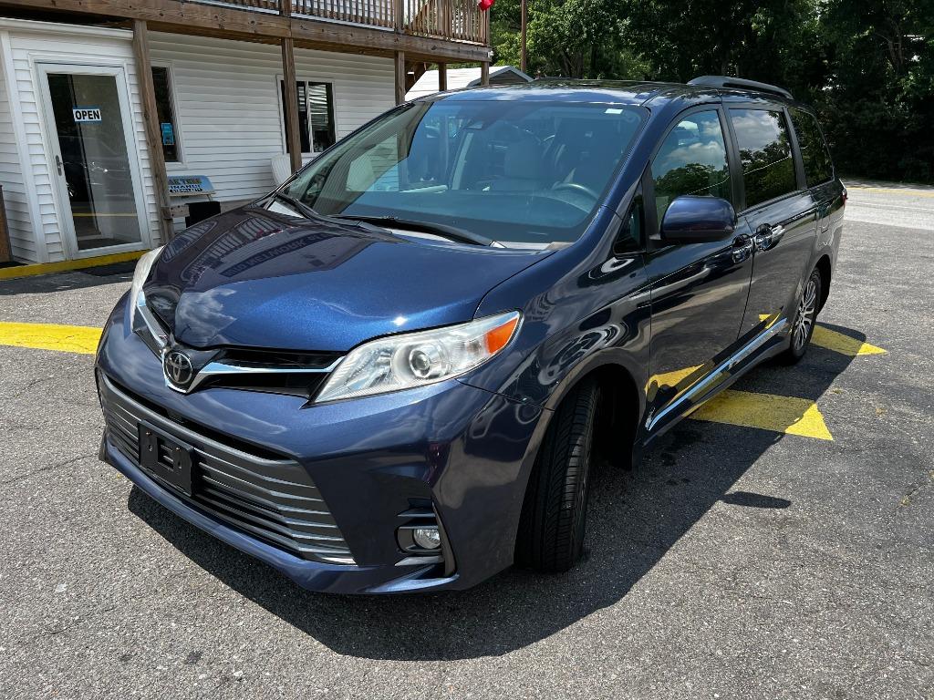 ToyotaSienna3