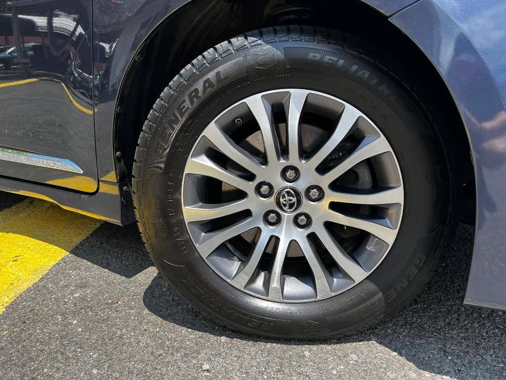 ToyotaSienna8