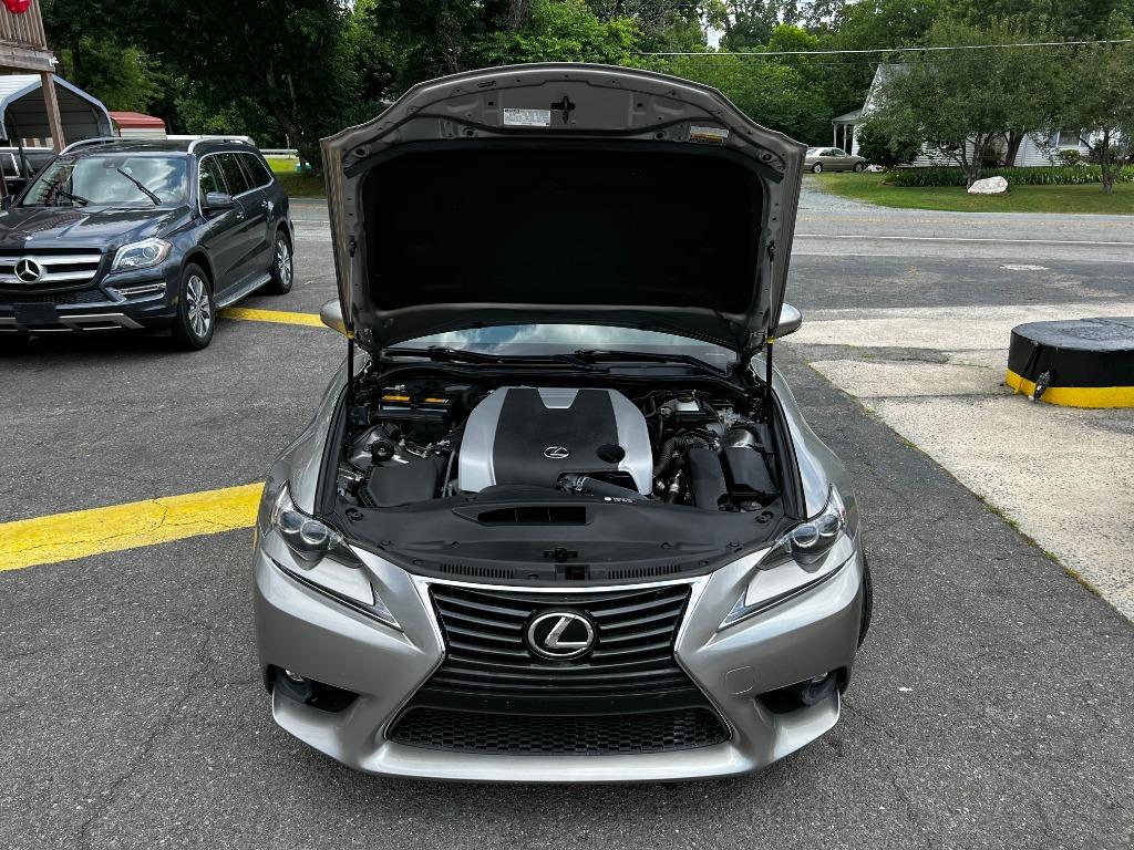 LexusIS 30027