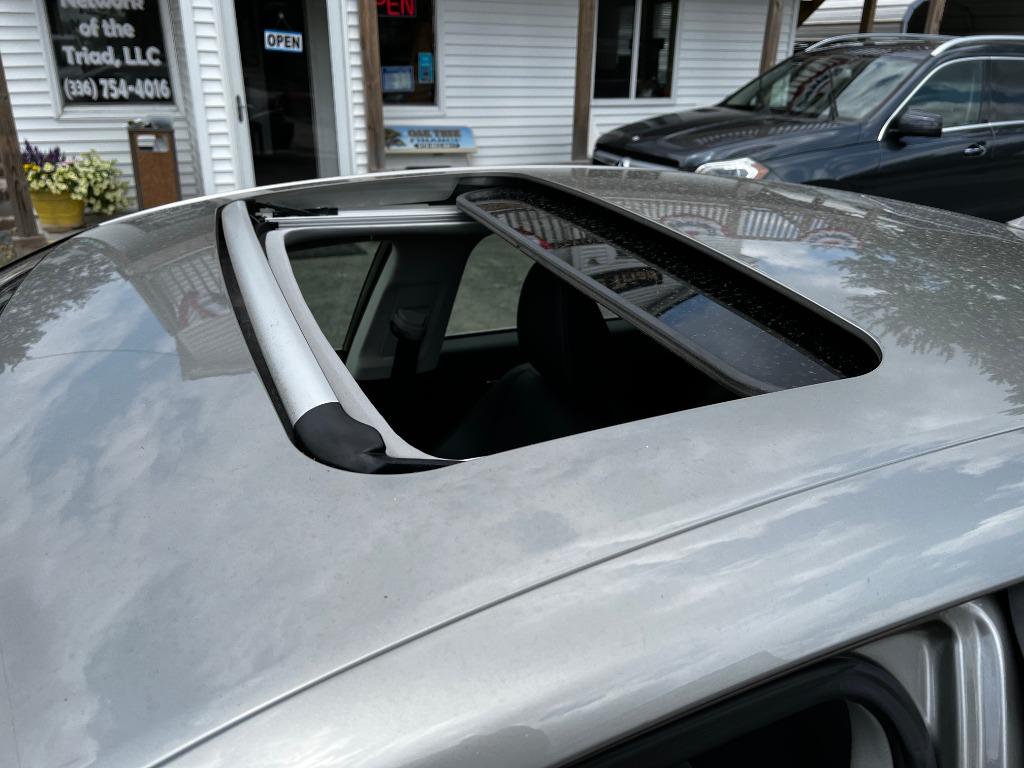 LexusIS 30026