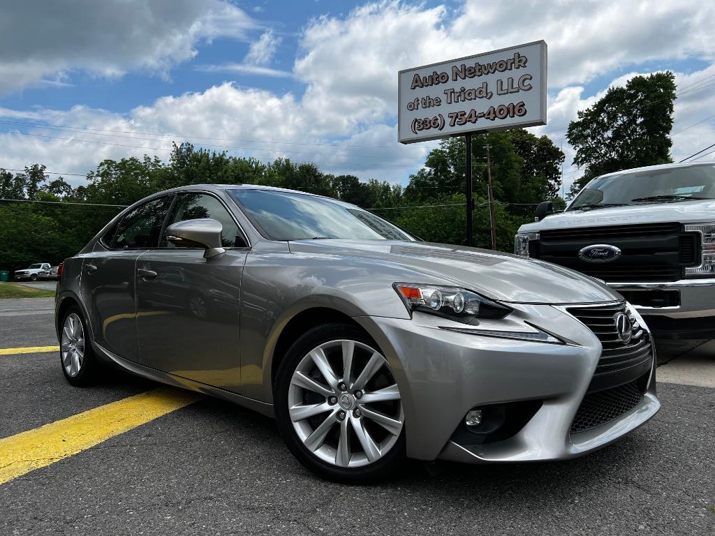 LexusIS 30029